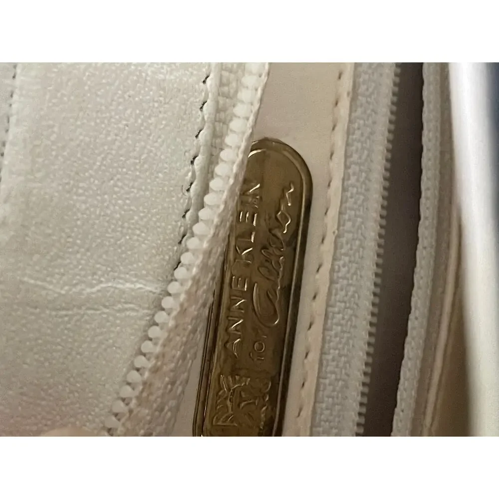 Vintage Anne Klein Calderon White Croc Embossed Crossbody Navy Trim Bag